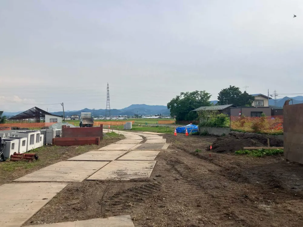 開発道路①（６／１４）